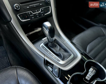 Форд Фьюжен 2015 у Одесі на Automoto.ua Білий Форд Фьюжен, об'ємом двигуна 2 л та пробігом 148 тис. км за 10900 $, фото 30 на Automoto.ua