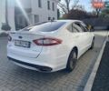 Білий Форд Фьюжен, об'ємом двигуна 2 л та пробігом 126 тис. км за 8500 $, фото 2 на Automoto.ua
