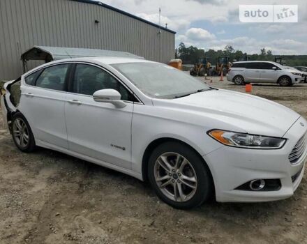 Белый Форд Фьюжн, объемом двигателя 2 л и пробегом 158 тыс. км за 2500 $, фото 1 на Automoto.ua