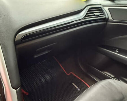 Белый Форд Фьюжн, объемом двигателя 2.5 л и пробегом 240 тыс. км за 9300 $, фото 10 на Automoto.ua