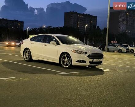 Белый Форд Фьюжн, объемом двигателя 2 л и пробегом 259 тыс. км за 10700 $, фото 4 на Automoto.ua