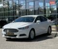 Білий Форд Фьюжен, об'ємом двигуна 2 л та пробігом 75 тис. км за 12900 $, фото 2 на Automoto.ua