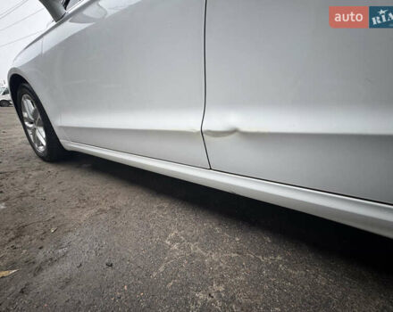 Белый Форд Фьюжн, объемом двигателя 1.5 л и пробегом 204 тыс. км за 8000 $, фото 5 на Automoto.ua