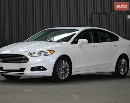 Белый Форд Фьюжн, объемом двигателя 2 л и пробегом 157 тыс. км за 11300 $, фото 2 на Automoto.ua