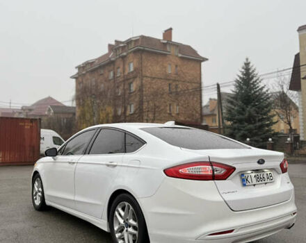 Белый Форд Фьюжн, объемом двигателя 2.5 л и пробегом 185 тыс. км за 8900 $, фото 2 на Automoto.ua
