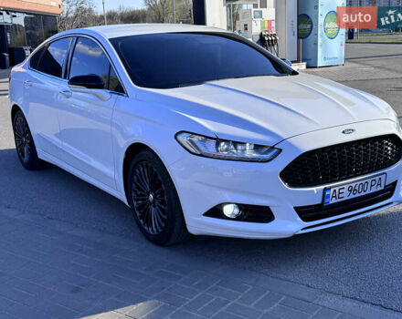 Форд Фьюжен 2015 у Дніпро (Дніпропетровську) на Automoto.ua Білий Форд Фьюжен, об'ємом двигуна 2 л та пробігом 174 тис. км за 11999 $, фото 3 на Automoto.ua