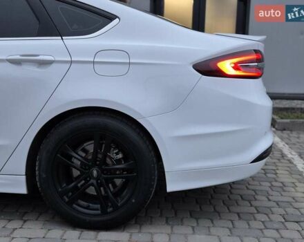 Белый Форд Фьюжн, объемом двигателя 2.49 л и пробегом 204 тыс. км за 12999 $, фото 13 на Automoto.ua