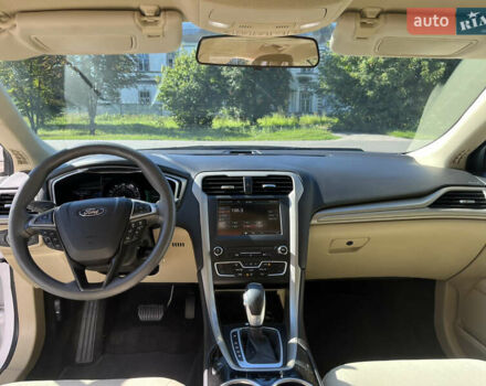 Белый Форд Фьюжн, объемом двигателя 2.5 л и пробегом 42 тыс. км за 12999 $, фото 20 на Automoto.ua