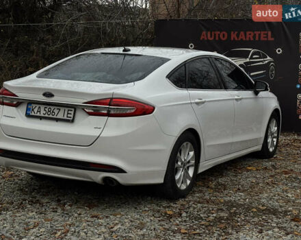 Белый Форд Фьюжн, объемом двигателя 2.49 л и пробегом 215 тыс. км за 8900 $, фото 7 на Automoto.ua