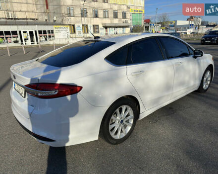 Белый Форд Фьюжн, объемом двигателя 2.49 л и пробегом 128 тыс. км за 11500 $, фото 1 на Automoto.ua