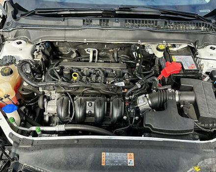 Белый Форд Фьюжн, объемом двигателя 2.49 л и пробегом 95 тыс. км за 12000 $, фото 11 на Automoto.ua