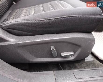 Білий Форд Фьюжен, об'ємом двигуна 2.49 л та пробігом 167 тис. км за 10900 $, фото 14 на Automoto.ua