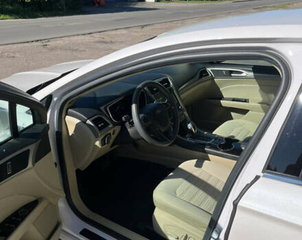 Белый Форд Фьюжн, объемом двигателя 2.5 л и пробегом 42 тыс. км за 12999 $, фото 11 на Automoto.ua