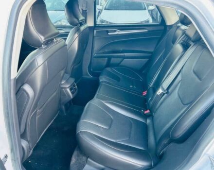 Білий Форд Фьюжен, об'ємом двигуна 2 л та пробігом 78 тис. км за 8800 $, фото 11 на Automoto.ua