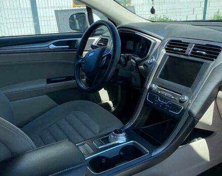 Білий Форд Фьюжен, об'ємом двигуна 1.5 л та пробігом 136 тис. км за 8000 $, фото 32 на Automoto.ua