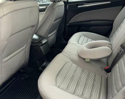 Белый Форд Фьюжн, объемом двигателя 2.4 л и пробегом 190 тыс. км за 10500 $, фото 8 на Automoto.ua