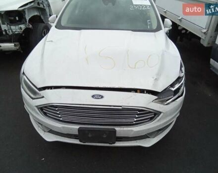 Белый Форд Фьюжн, объемом двигателя 2 л и пробегом 178 тыс. км за 15500 $, фото 4 на Automoto.ua