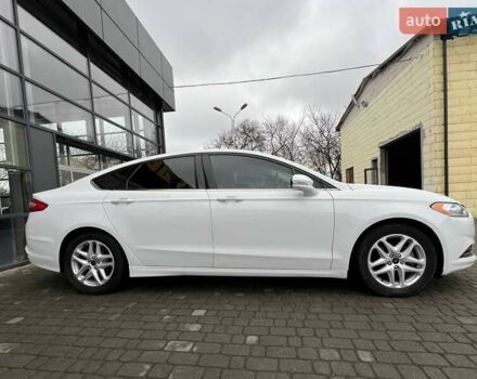 Білий Форд Фьюжен, об'ємом двигуна 2.49 л та пробігом 151 тис. км за 11200 $, фото 7 на Automoto.ua