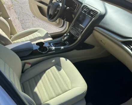 Белый Форд Фьюжн, объемом двигателя 2.5 л и пробегом 42 тыс. км за 12999 $, фото 17 на Automoto.ua