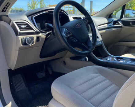 Білий Форд Фьюжен, об'ємом двигуна 1.5 л та пробігом 136 тис. км за 8000 $, фото 23 на Automoto.ua