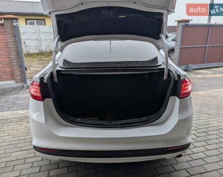 Белый Форд Фьюжн, объемом двигателя 1.5 л и пробегом 135 тыс. км за 8500 $, фото 5 на Automoto.ua