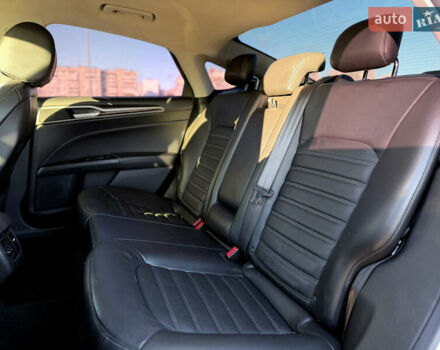 Белый Форд Фьюжн, объемом двигателя 2 л и пробегом 164 тыс. км за 13500 $, фото 21 на Automoto.ua