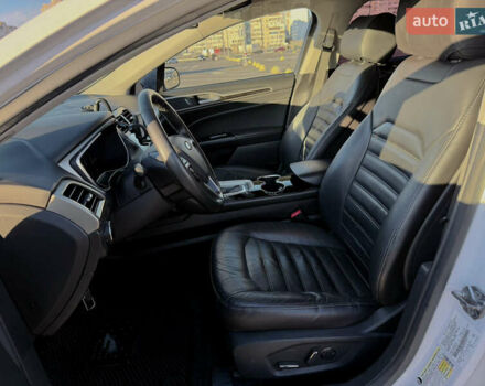 Белый Форд Фьюжн, объемом двигателя 2 л и пробегом 164 тыс. км за 13500 $, фото 12 на Automoto.ua