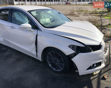 Форд Фьюжн 2016 в Виннице на Automoto.ua Белый Форд Фьюжн, объемом двигателя 2 л и пробегом 167 тыс. км за 4500 $, фото 2 на Automoto.ua