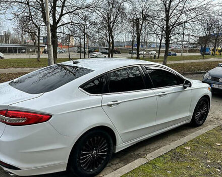 Белый Форд Фьюжн, объемом двигателя 2.49 л и пробегом 95 тыс. км за 12000 $, фото 2 на Automoto.ua