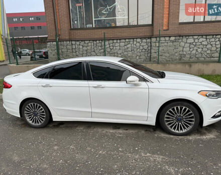 Білий Форд Фьюжен, об'ємом двигуна 2 л та пробігом 236 тис. км за 12999 $, фото 8 на Automoto.ua