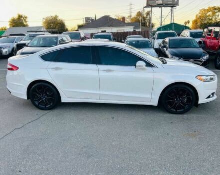 Білий Форд Фьюжен, об'ємом двигуна 2 л та пробігом 78 тис. км за 8800 $, фото 3 на Automoto.ua