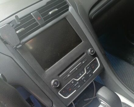 Білий Форд Фьюжен, об'ємом двигуна 0 л та пробігом 245 тис. км за 9199 $, фото 6 на Automoto.ua