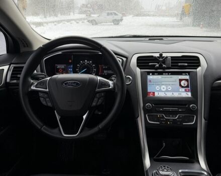 Білий Форд Фьюжен, об'ємом двигуна 2 л та пробігом 116 тис. км за 11500 $, фото 12 на Automoto.ua