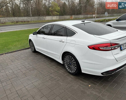 Білий Форд Фьюжен, об'ємом двигуна 2 л та пробігом 236 тис. км за 12999 $, фото 5 на Automoto.ua