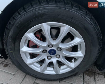 Белый Форд Фьюжн, объемом двигателя 2.5 л и пробегом 160 тыс. км за 10200 $, фото 20 на Automoto.ua