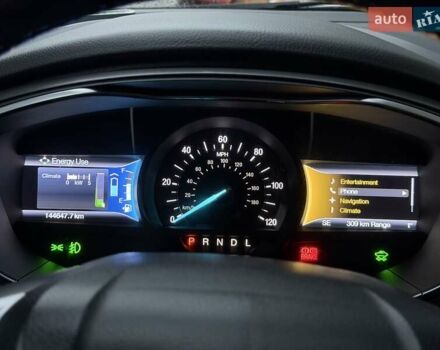 Белый Форд Фьюжн, объемом двигателя 2 л и пробегом 144 тыс. км за 14300 $, фото 5 на Automoto.ua