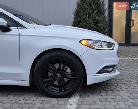 Белый Форд Фьюжн, объемом двигателя 2.49 л и пробегом 204 тыс. км за 12999 $, фото 5 на Automoto.ua