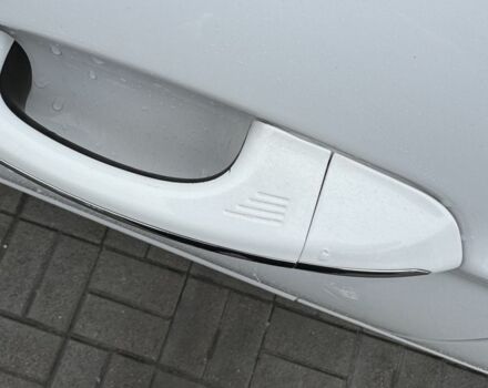 Белый Форд Фьюжн, объемом двигателя 2 л и пробегом 236 тыс. км за 13499 $, фото 6 на Automoto.ua