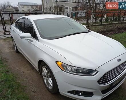 Білий Форд Фьюжен, об'ємом двигуна 2.49 л та пробігом 167 тис. км за 10900 $, фото 1 на Automoto.ua