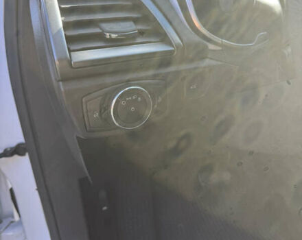 Білий Форд Фьюжен, об'ємом двигуна 2.5 л та пробігом 150 тис. км за 10700 $, фото 13 на Automoto.ua