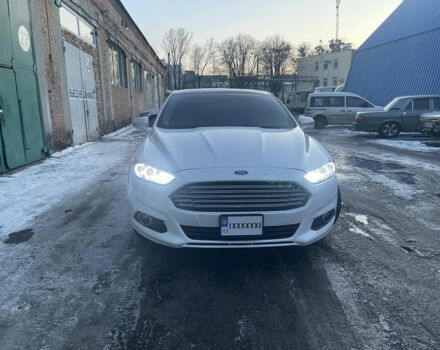 Білий Форд Фьюжен, об'ємом двигуна 2 л та пробігом 260 тис. км за 11800 $, фото 2 на Automoto.ua