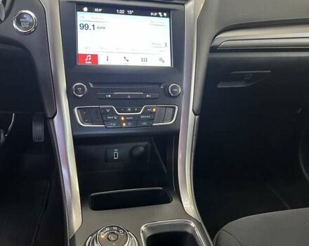 Форд Фьюжн 2016 в Полтаве на Automoto.ua Белый Форд Фьюжн, объемом двигателя 2.49 л и пробегом 153 тыс. км за 11200 $, фото 21 на Automoto.ua