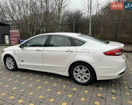 Белый Форд Фьюжн, объемом двигателя 2 л и пробегом 260 тыс. км за 13400 $, фото 8 на Automoto.ua