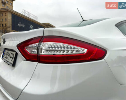 Белый Форд Фьюжн, объемом двигателя 2 л и пробегом 194 тыс. км за 13500 $, фото 14 на Automoto.ua