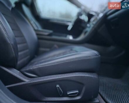 Белый Форд Фьюжн, объемом двигателя 2.49 л и пробегом 204 тыс. км за 12999 $, фото 26 на Automoto.ua