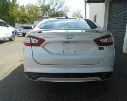 Білий Форд Фьюжен, об'ємом двигуна 2 л та пробігом 80 тис. км за 4800 $, фото 4 на Automoto.ua