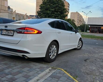 Белый Форд Фьюжн, объемом двигателя 2.5 л и пробегом 145 тыс. км за 11000 $, фото 3 на Automoto.ua