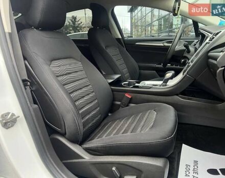 Білий Форд Фьюжен, об'ємом двигуна 2.5 л та пробігом 151 тис. км за 11200 $, фото 21 на Automoto.ua