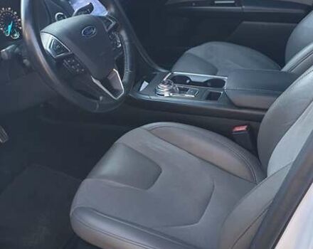 Білий Форд Фьюжен, об'ємом двигуна 2.69 л та пробігом 60 тис. км за 15200 $, фото 6 на Automoto.ua