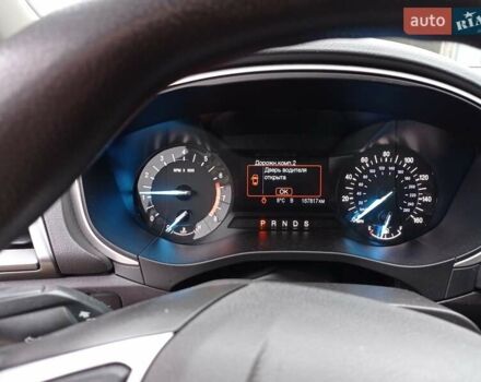 Білий Форд Фьюжен, об'ємом двигуна 2.49 л та пробігом 167 тис. км за 10900 $, фото 3 на Automoto.ua